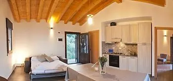 Hotel Etnella Enoagriturismo Notti Stellate *