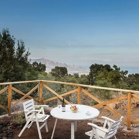 Etnella Enoagriturismo Notti Stellate * Montargano